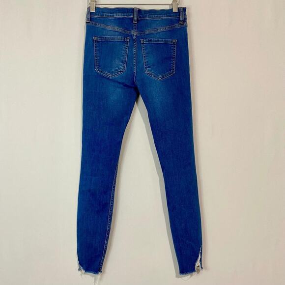 Free People Women's Distressed Ankle High Rise Jeans Medium Blue Wash 25R EUC - Picture 8 of 8